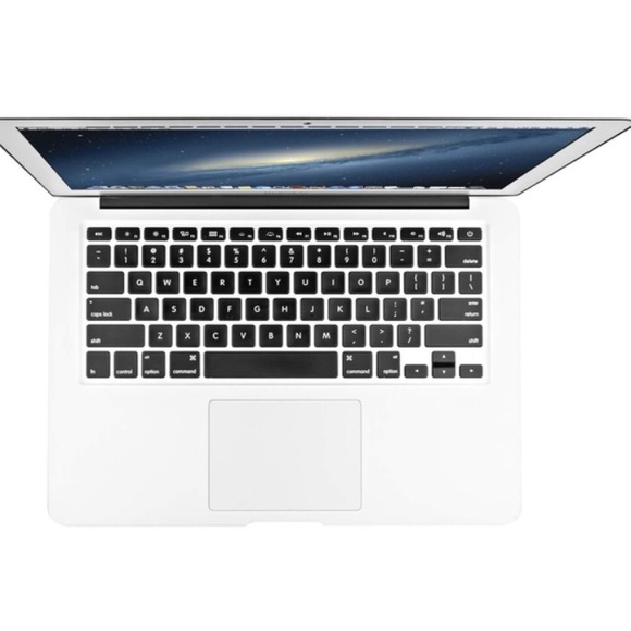 MAC BOOK - Picture 3 of 6